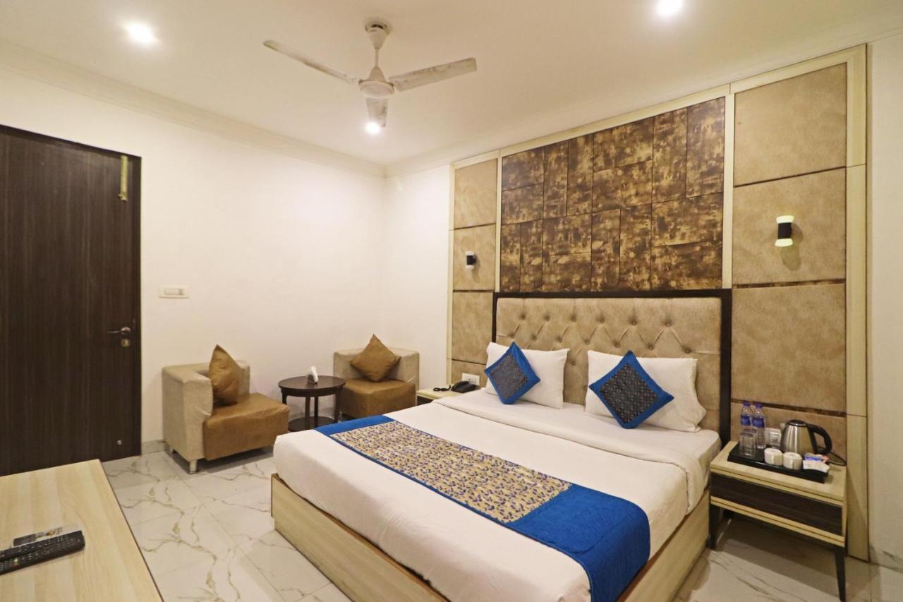 Hotel Almora Near Delhi Airport New Delhi Eksteriør bilde