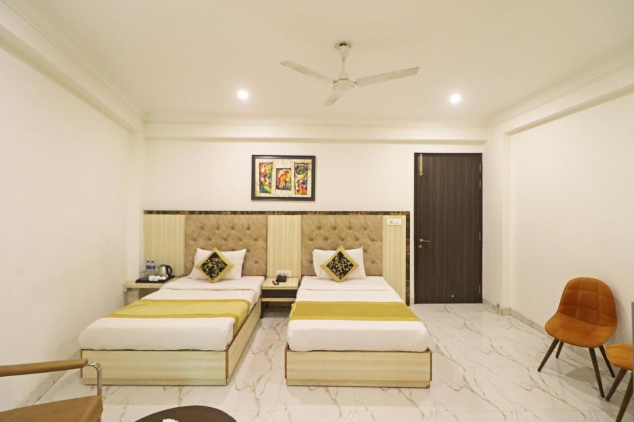 Hotel Almora Near Delhi Airport New Delhi Eksteriør bilde