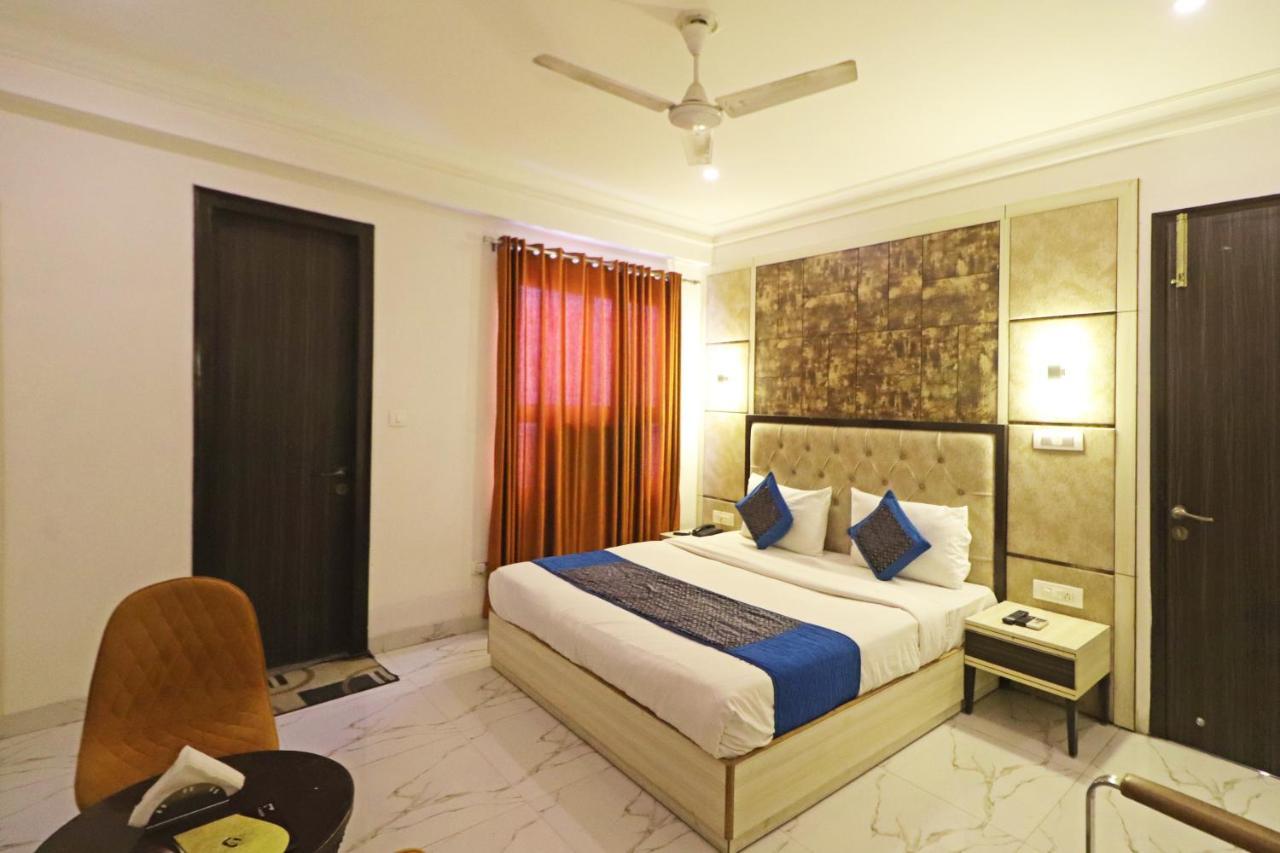 Hotel Almora Near Delhi Airport New Delhi Eksteriør bilde