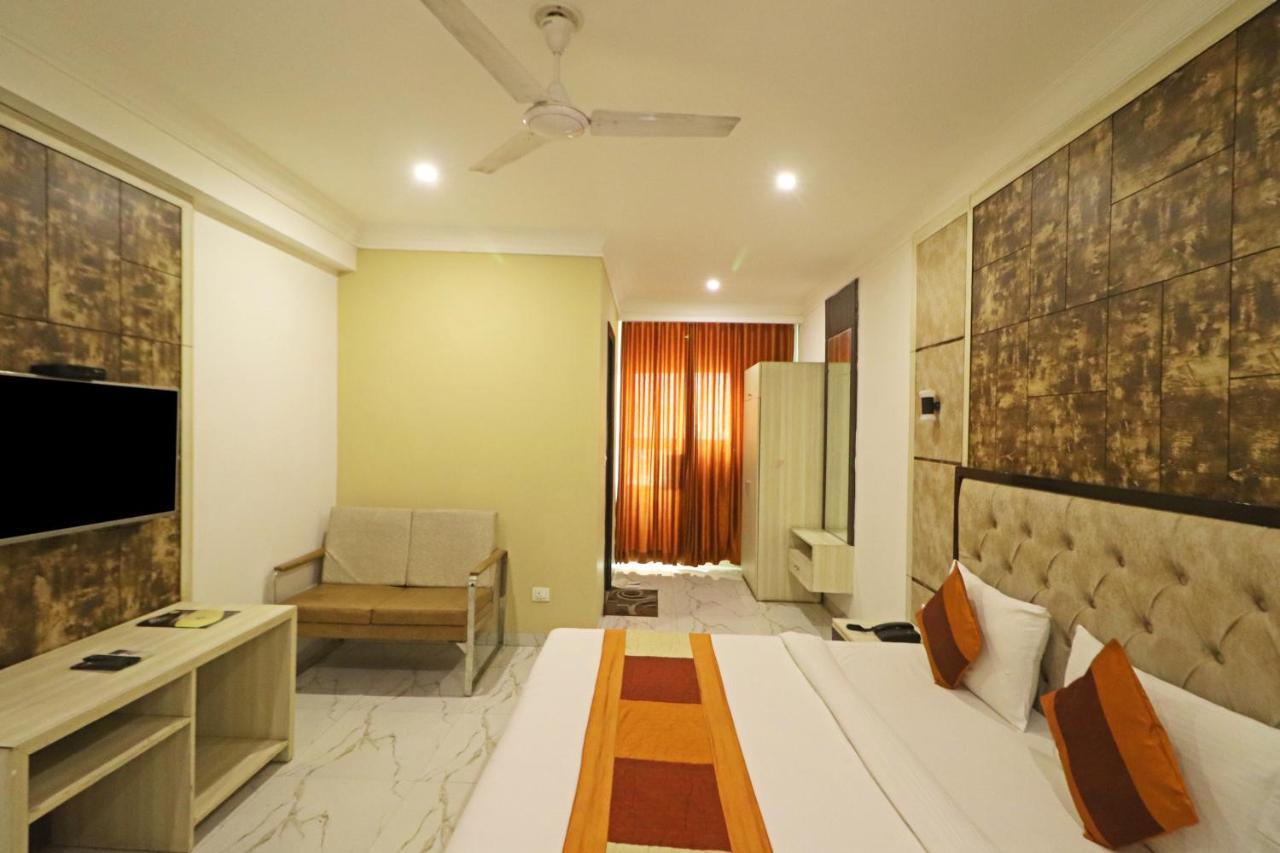 Hotel Almora Near Delhi Airport New Delhi Eksteriør bilde