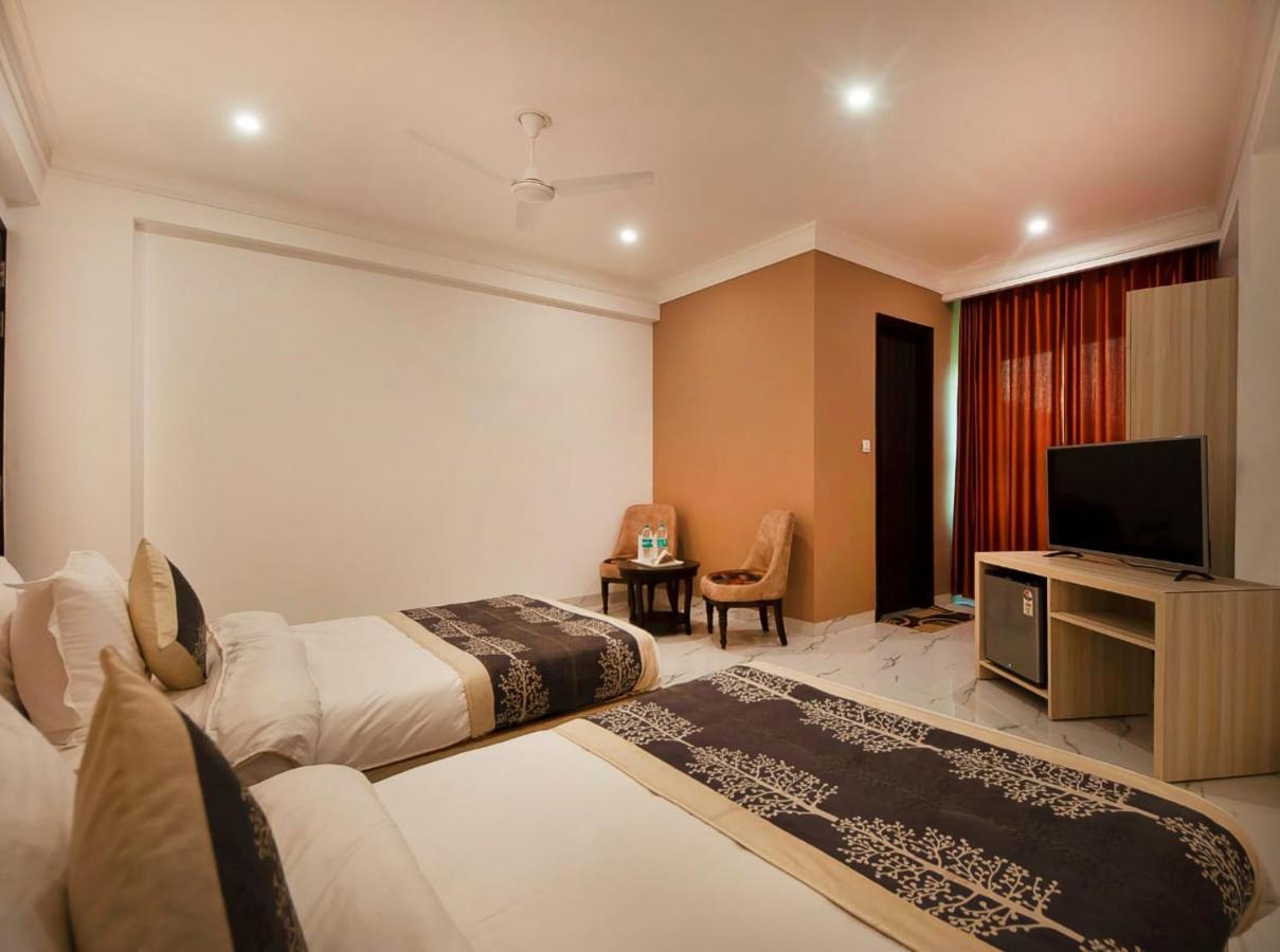 Hotel Almora Near Delhi Airport New Delhi Eksteriør bilde