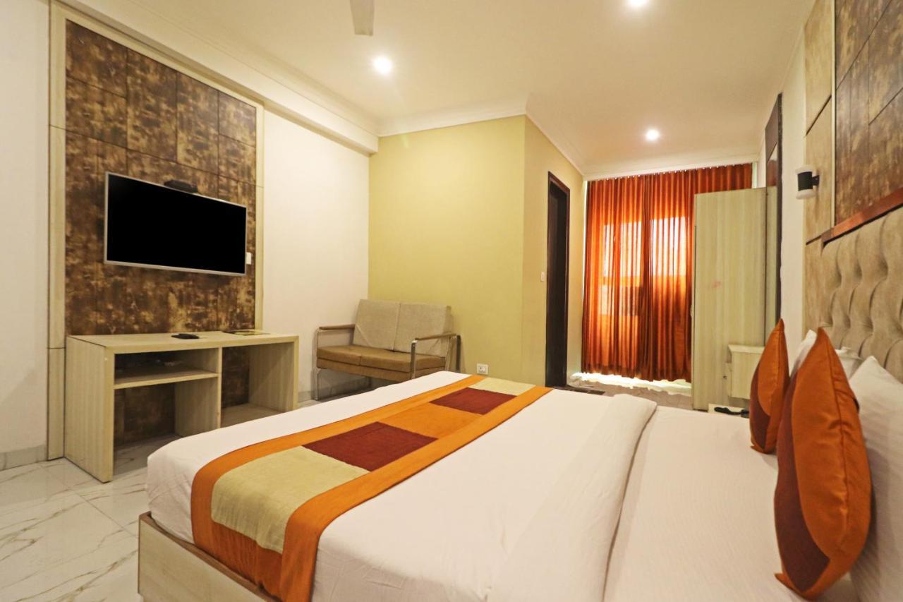 Hotel Almora Near Delhi Airport New Delhi Eksteriør bilde