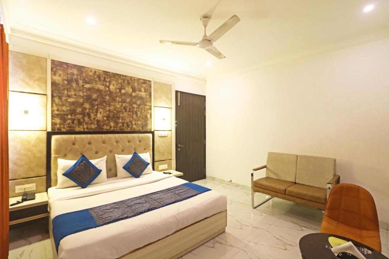 Hotel Almora Near Delhi Airport New Delhi Eksteriør bilde
