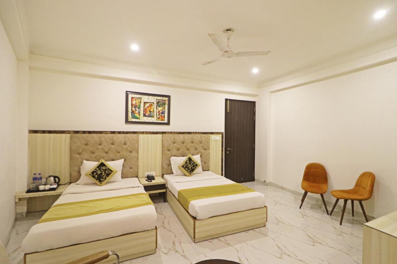Hotel Almora Near Delhi Airport New Delhi Eksteriør bilde