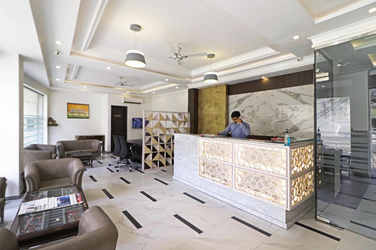 Hotel Almora Near Delhi Airport New Delhi Eksteriør bilde