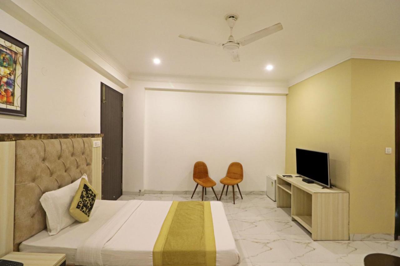 Hotel Almora Near Delhi Airport New Delhi Eksteriør bilde